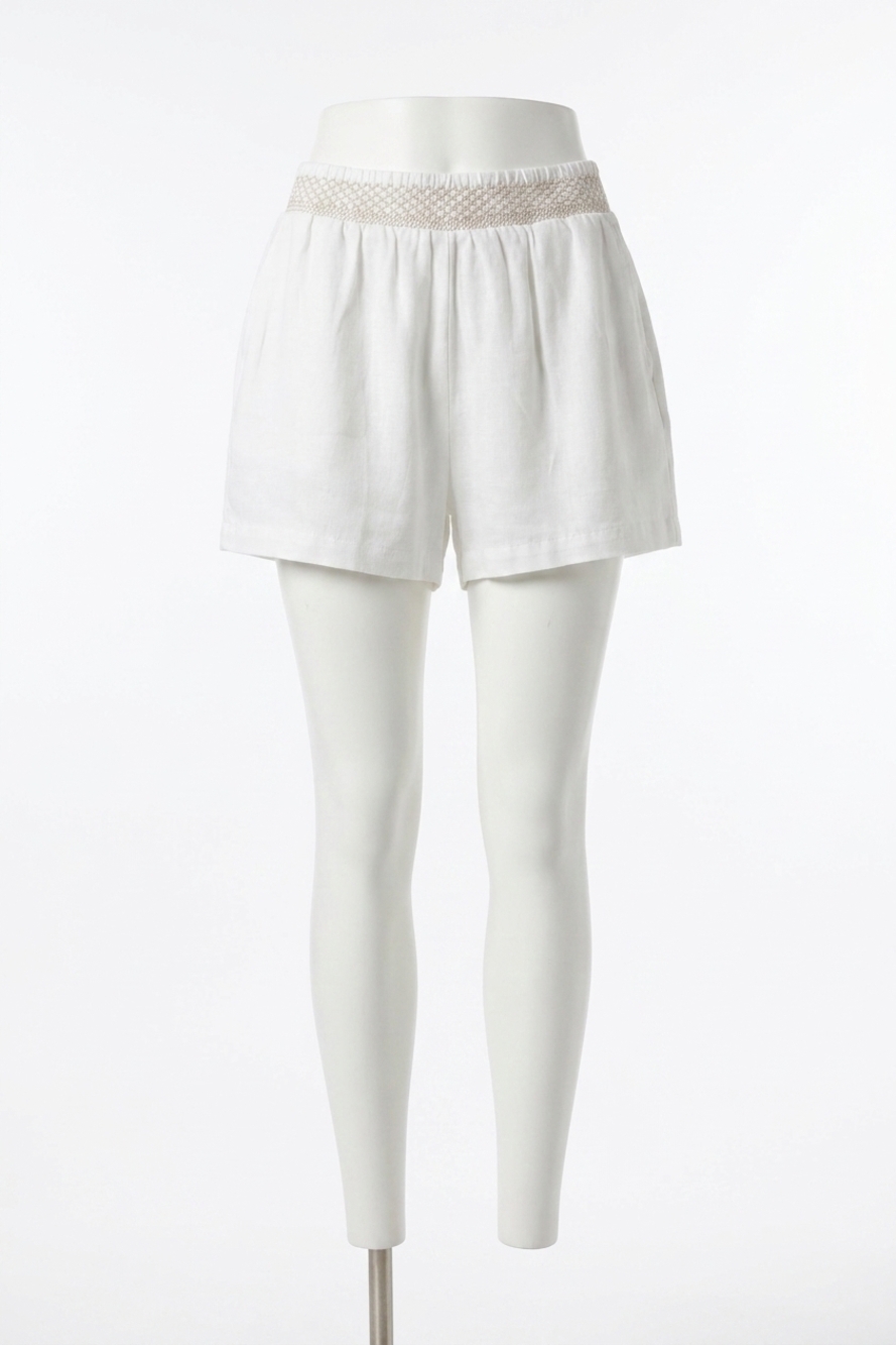 NEW ELAN high-waist trim shorts in white
